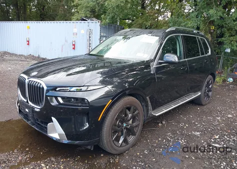 2025 BMW X7 xDrive40I z USA, uszkodzony, nr VIN 5UX23EM05S9Z25748